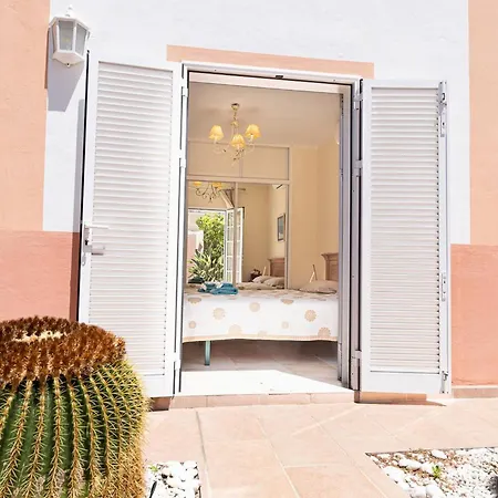 Vila With Pool In Madronal Fanabe, *