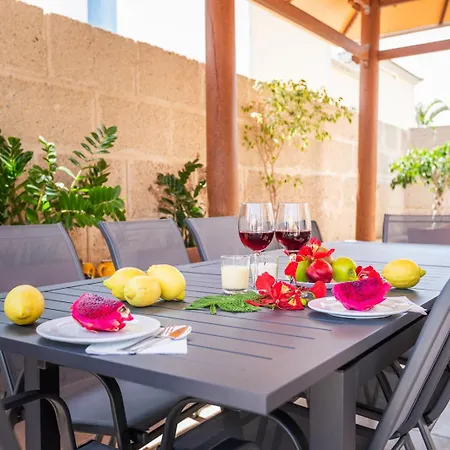 With Pool In Madronal Fanabe, Vila Costa Adeje (Tenerife)